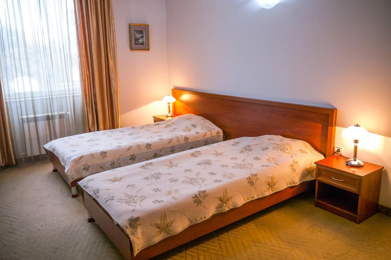 Diana Palace Jambol Kültér fotó