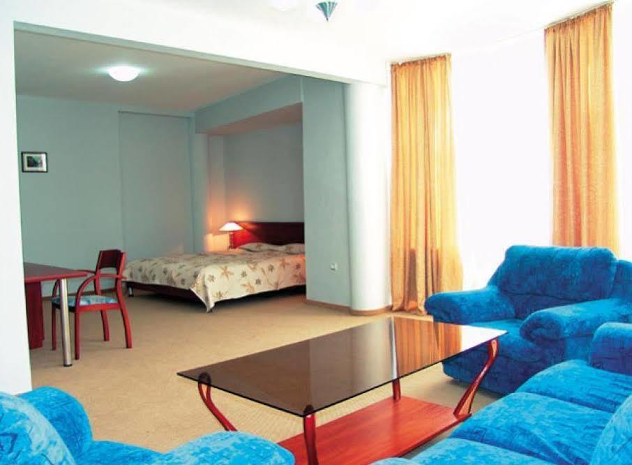 Diana Palace Jambol Kültér fotó